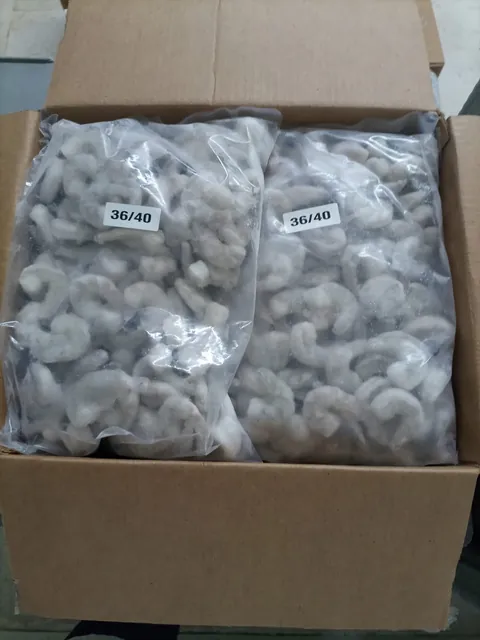 Camarón empacado en caja de exportación